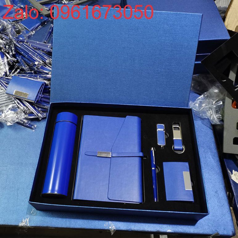 Bộ quà tặng dạng giftset nhiều món đa dạng mix theo yêu cầu khách hàng in logo theo yêu cầu