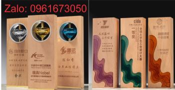 Kỷ niệm chương bằng gỗ in logo TPHCM