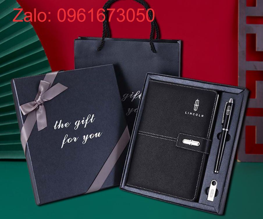 Sản xuất bộ giftset quà tặng gồm sổ da, bút kim loại in logo theo yêu cầu