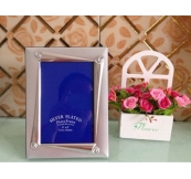 Khung Tranh Kim Loại A3 Cao Cấp Khắc Laser Logo Làm Quà Tặng Sự Kiện. Kkl 04